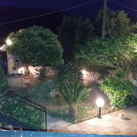 Rassias Сasa de vacaciones Kallithea (Achaea)